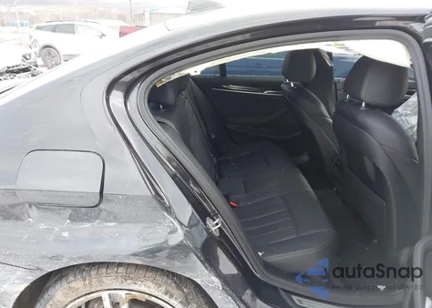 2021 BMW 530I xDrive z USA, uszkodzony, nr VIN WBA13BJ03MWW88839